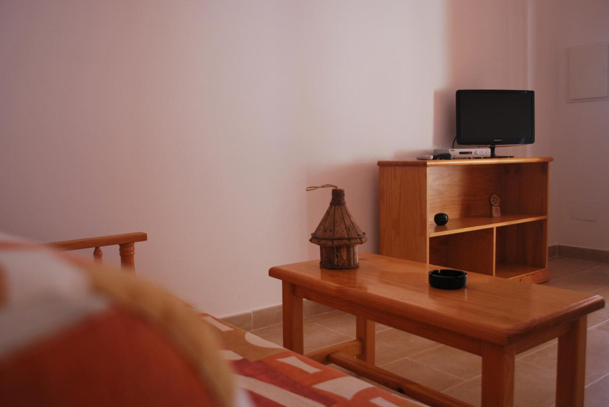 Apartamentos Les Palmeres Platja d'Aro Room photo