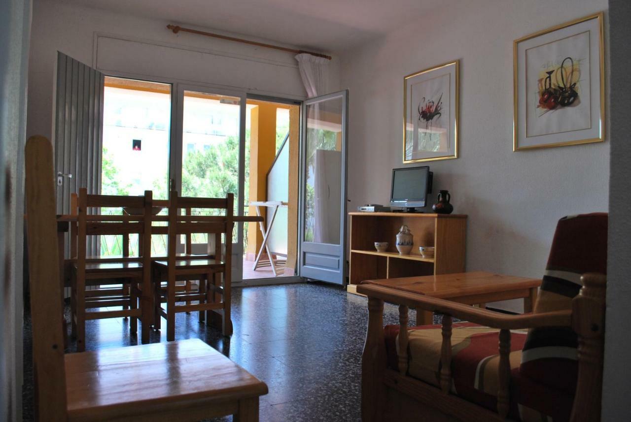 Apartamentos Les Palmeres Platja d'Aro Exterior photo